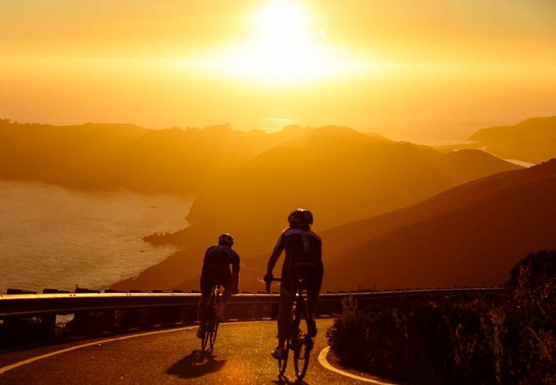 voyage en vélo avec groupe en Provence dans le Var à La Londe proche de Hyères